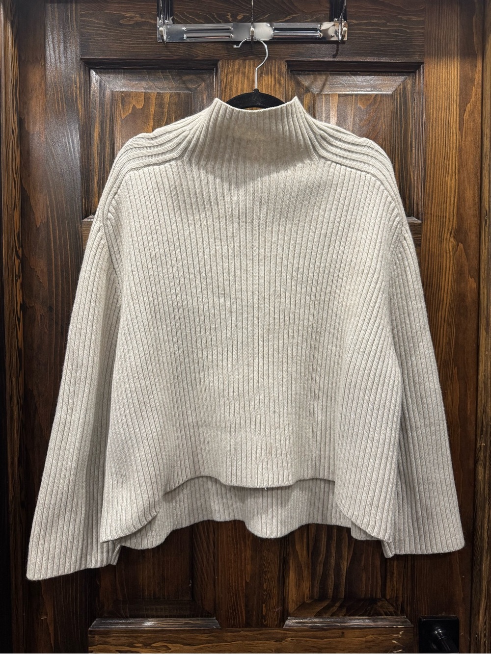 H&M Light Cream Ribbed Mock Neck Sweater